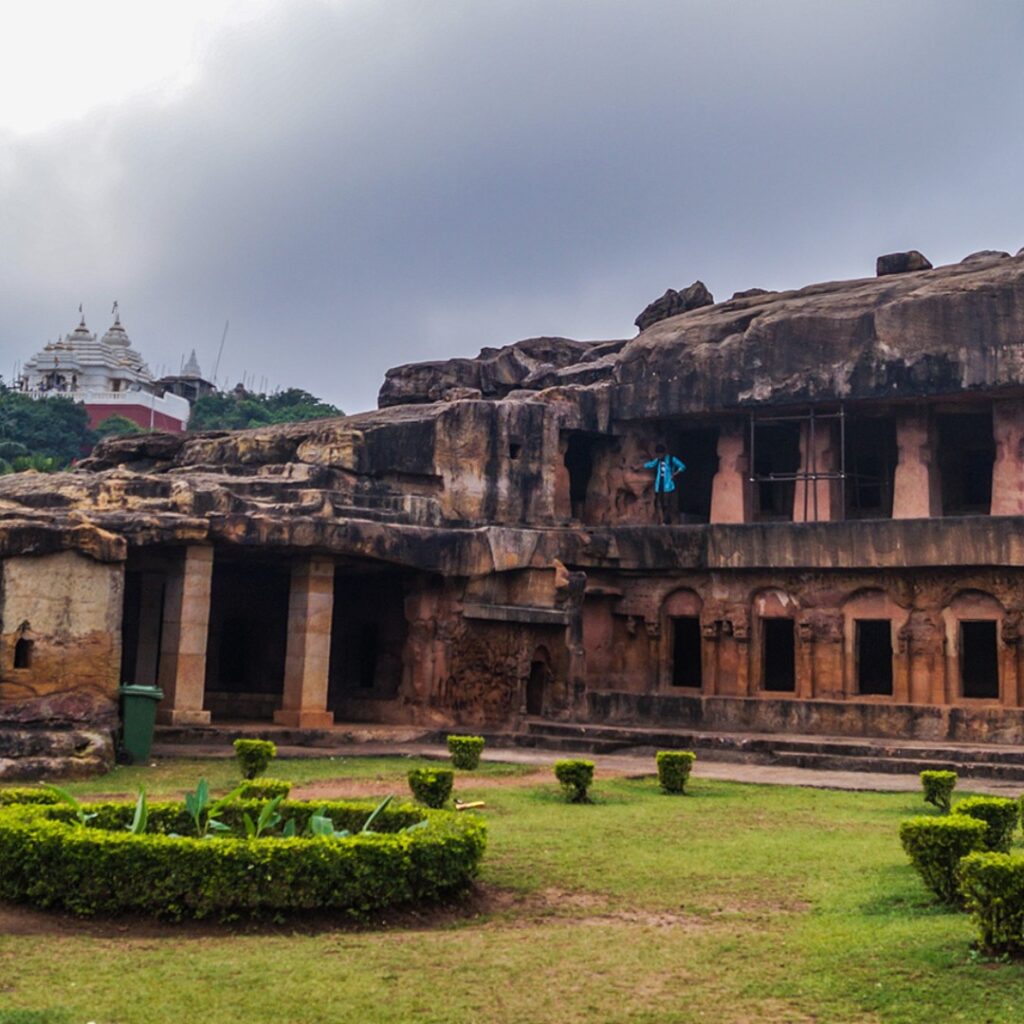 khandagiri & udayagiri caves